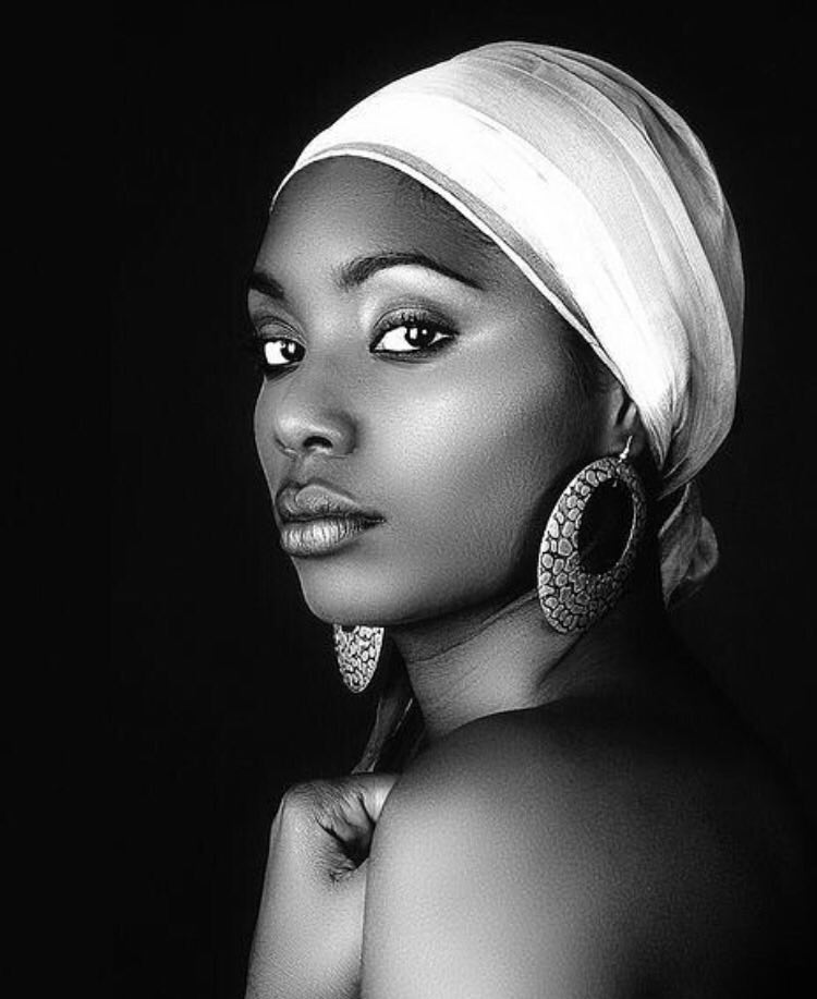 آموزش نقاشی سیاه قلم